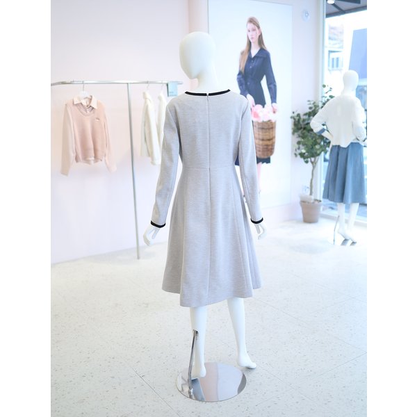 [여주점] 여성 리본 브로치 플레어 원피스 YW5AO202