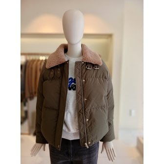 CC콜렉트 [여주점] 씨씨콜렉트 버클카라넥숏구스패딩점퍼 E254psg186