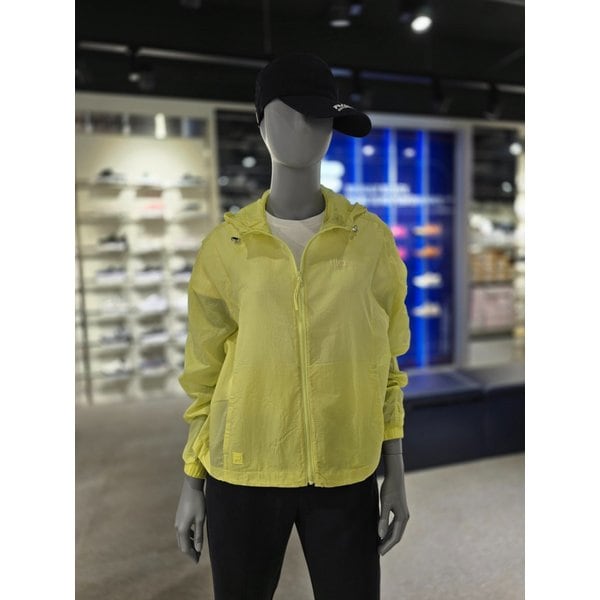 [파주점] 여성 경량 후드 셔링 바람막이 (FS2JKH2152F-LYE)