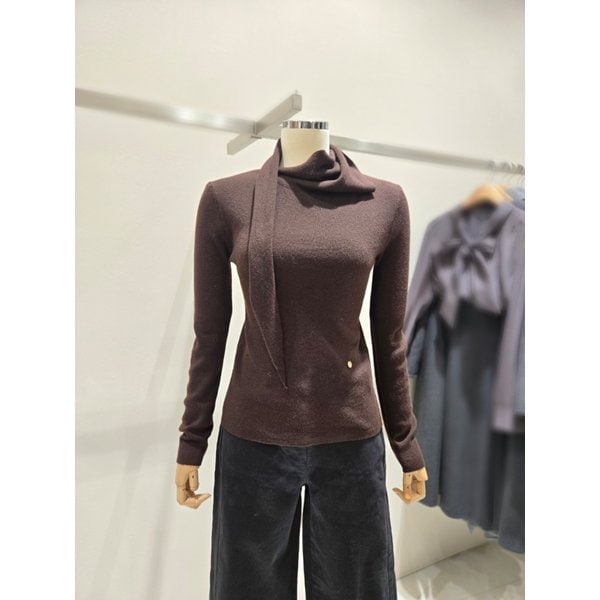 [부산점] 머플러 변형 슬림핏 긴팔니트 (NJK5WPB85)