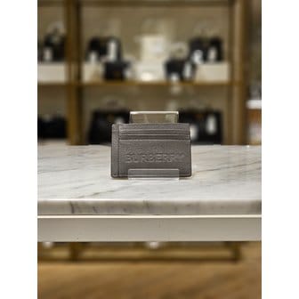 버버리 [시흥점] 남성 체이스 음각로고 레더 머니클립 카드지갑 8052879