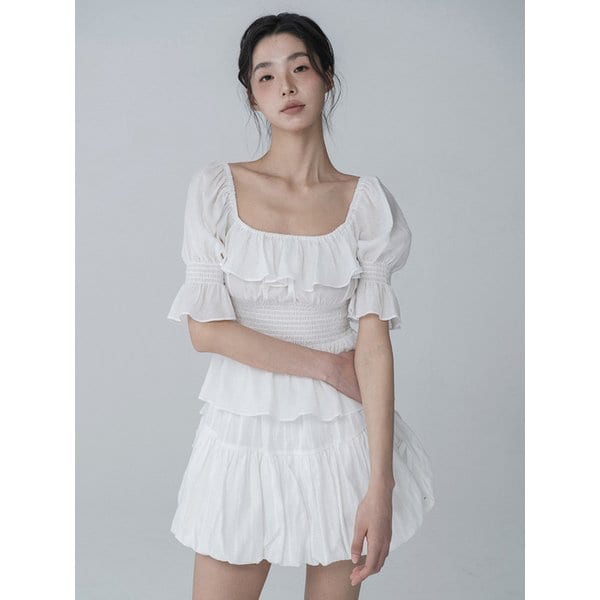 [리퍼브]OFF-SHOULDER RUFFLE SMOCK BLOUSE_WHITE