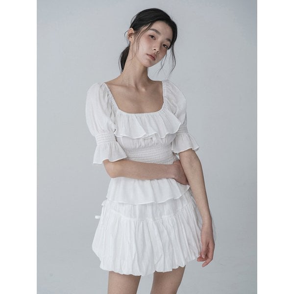 [리퍼브]OFF-SHOULDER RUFFLE SMOCK BLOUSE_WHITE