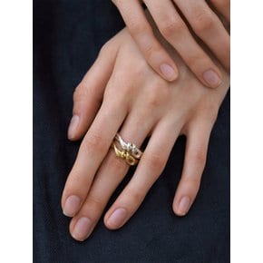 EVERYDAY KNOT RING