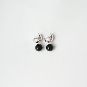 Black ball earring  (2024fw48)