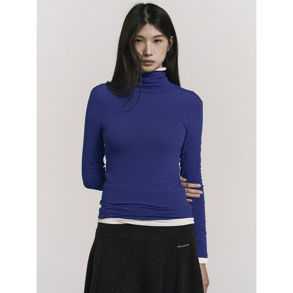 [ESSENTIAL] SOFT TURTLENECK SLIM TOP_BLUE