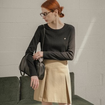 노운베러 Comfortable ribbed long sleeved T-shirt_Black
