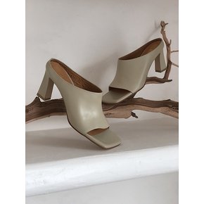 modern square unlined mules beige