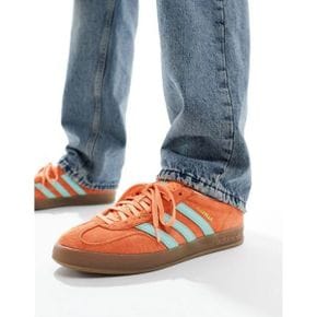 4730059 Adidas Originals Gazelle Indoor sneakers with gum sole in orange and light blue