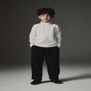 BA61TS01WT 화이트 반넥 풀오버 티셔츠