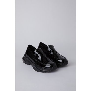 슈콤마보니 Enamel loafer(black) DG1DA22513BLK