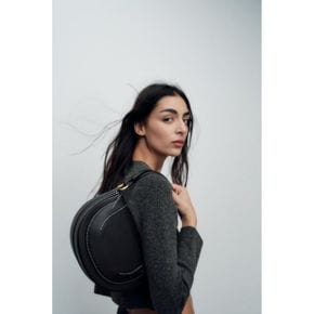 ZARA 자라 우먼 콘트라스트 탑스티칭 크로스바디 백 - 블랙 6205/510/800 116624