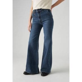 4996809 Levis RIBCAGE BELLS VINTAGE - Flared Jeans moment of the month