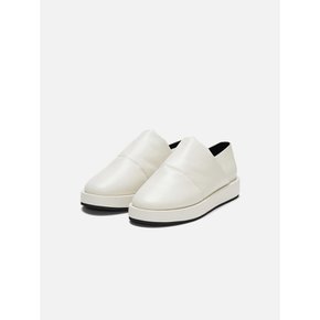 Padding sneakers Ivory