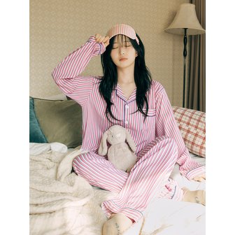 DOSSY [해원 PICK] 실크핏 피오니 긴팔 커플 잠옷 세트