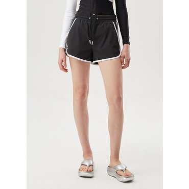 르꼬끄 [이월][60% OFF] 여성 이너 내장 보드숏 BLK / QP222SHP51