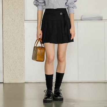 노운베러 Belt pointed pleats mini skirt_Black