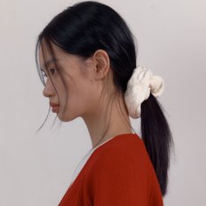 Soft Cotton Cable Scrunchie (Cream)