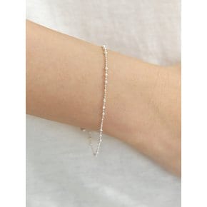 Issue bracelet