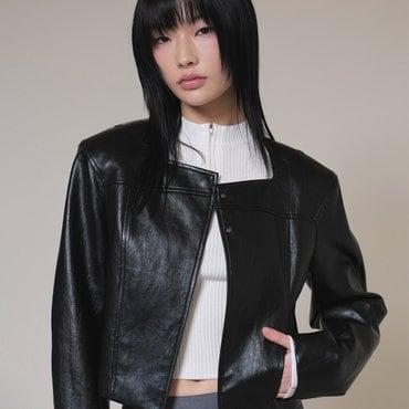 레이브 Non-collar Crop Jacket in Black VL4SJ011-10