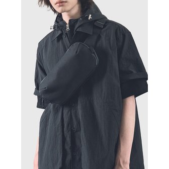 마테마틱 Bott W17 Sling Cross Body Bag Black