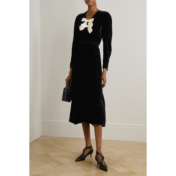 세라핀 새틴 트림 벨벳 미디 원피스 46376663162969485