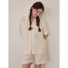 여성 크리미 반소매 카라 투피스 잠옷