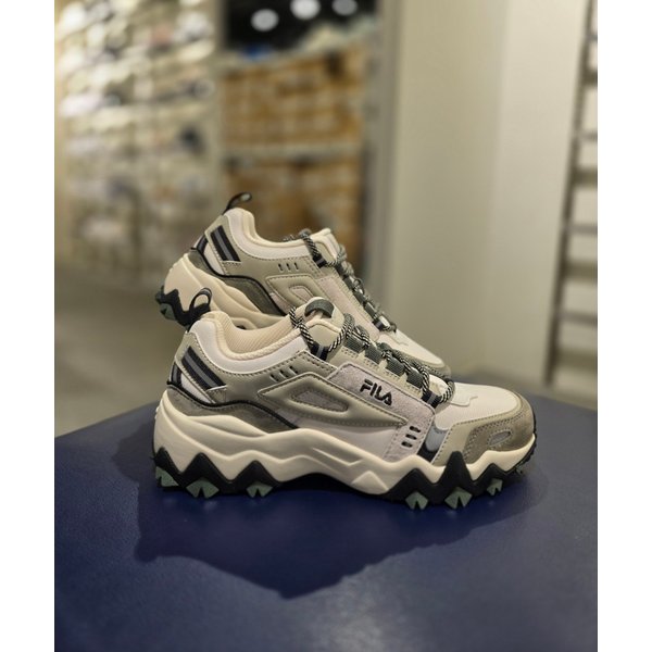 [파주점] 오크먼트 TR v2  워킹화 (1JM02571F-067)