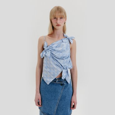 EENK Jeong-Ja Knot Top - Sky Blue
