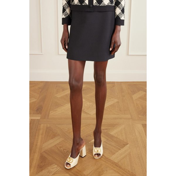 V로고 장식 크로크 가죽 뮬 46376663163044534