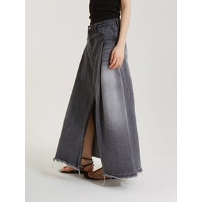 딥 슬릿 데님 스커트 다크그레이_DEEP SLIT DENIM SKIRT DRAK GRAY