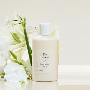 먼스앤데이즈 퍼퓸케어 바디로션 디 브리즈 클린솝향 300ml
