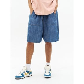 PATCH POCKET WIDE DENIM SHORTS [BLUE]