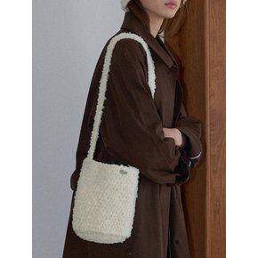 Fluffy Handmade Crochet Knit Bucket Bag _ Cream