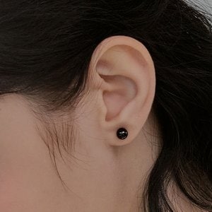 Hei [수지,한소희,박세완,신현지,이현이,태연 착용] onyx ball earring