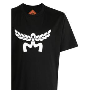 엠씨엠 Short Sleeve T-Shirt MHTESMM05BK Black