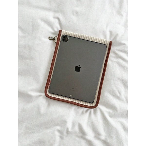 Tablet pouch 3sizes (Bread)