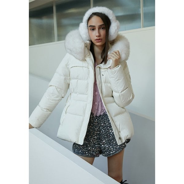 [시흥점] 여성 요크 다이아퀼팅자수 벨티드 구스다운점퍼 (ER4TD300)