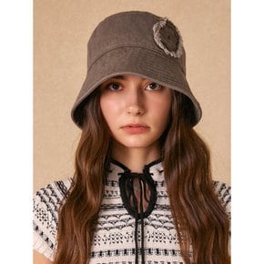 FLOWER PATCH COTTON KHAKI BUCKET HAT