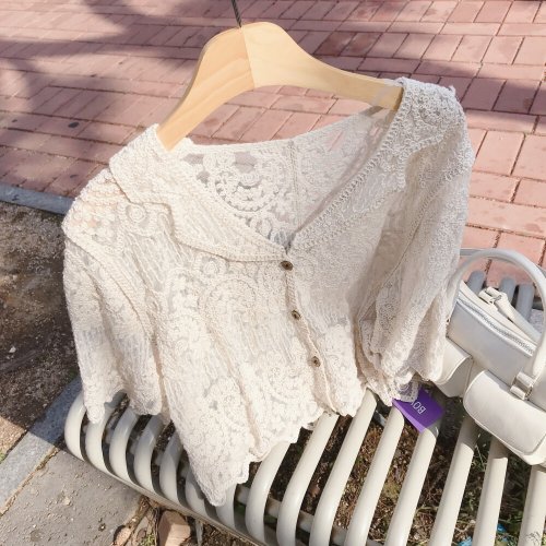 보블리에 / SS 뜨개 카라 자수 블라우스 자켓