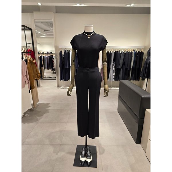 [파주점] 세트 캡 슬리브 니트 + 슬림 일자 크롭 팬츠 JS3B1PO531,JS3B0SL341