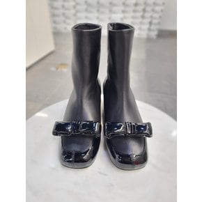 Ribbon half boots(black)_DG3CW23528BLK