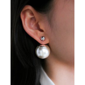 25mm Faux Pearl Earrings