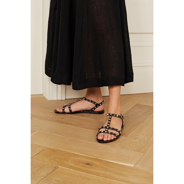 락스터드 고무 샌들 블랙 25185454456143932