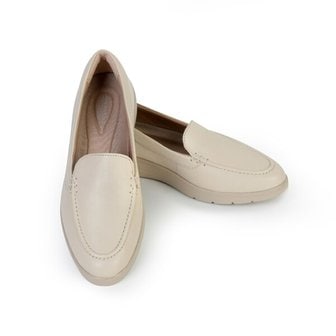 락포트 토탈모션 릴리 로퍼 M CJ4237