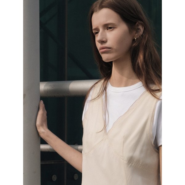 Blurry V-Neck Layered Midi Dress