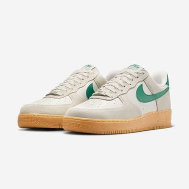 나이키 AIR FORCE 1 07 LV8 ESS 8 7