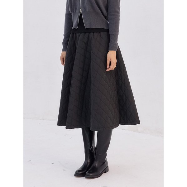 퀄팅 플레어 롱 스커트