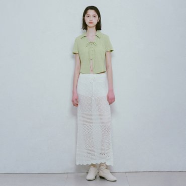 레이브 Punching Knit Long Skirt in White VK4MS261-01