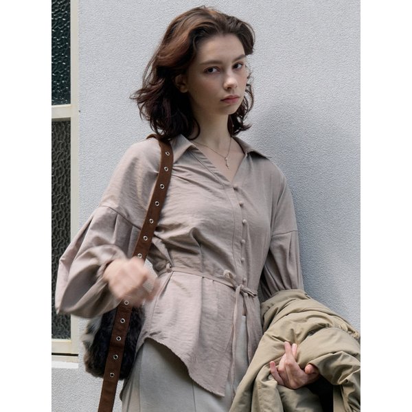 소프트 큐프라 벨티드 블라우스 Beige